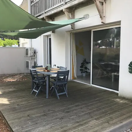 Apartment A 1km De La - Le Pin -